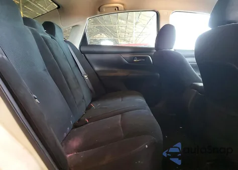 2015 Nissan Altima 2.5 from USA, damaged, VIN 1N4AL3AP3FN879259